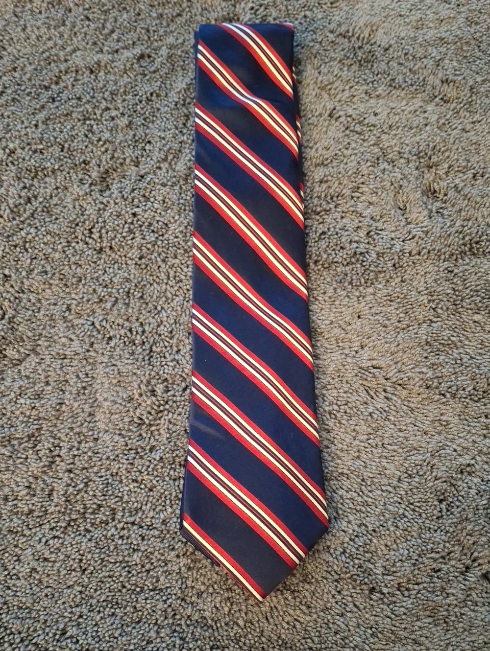 Tommy Hilfiger Navy Tie with Red and White Diagonal Stripes 100% Silk